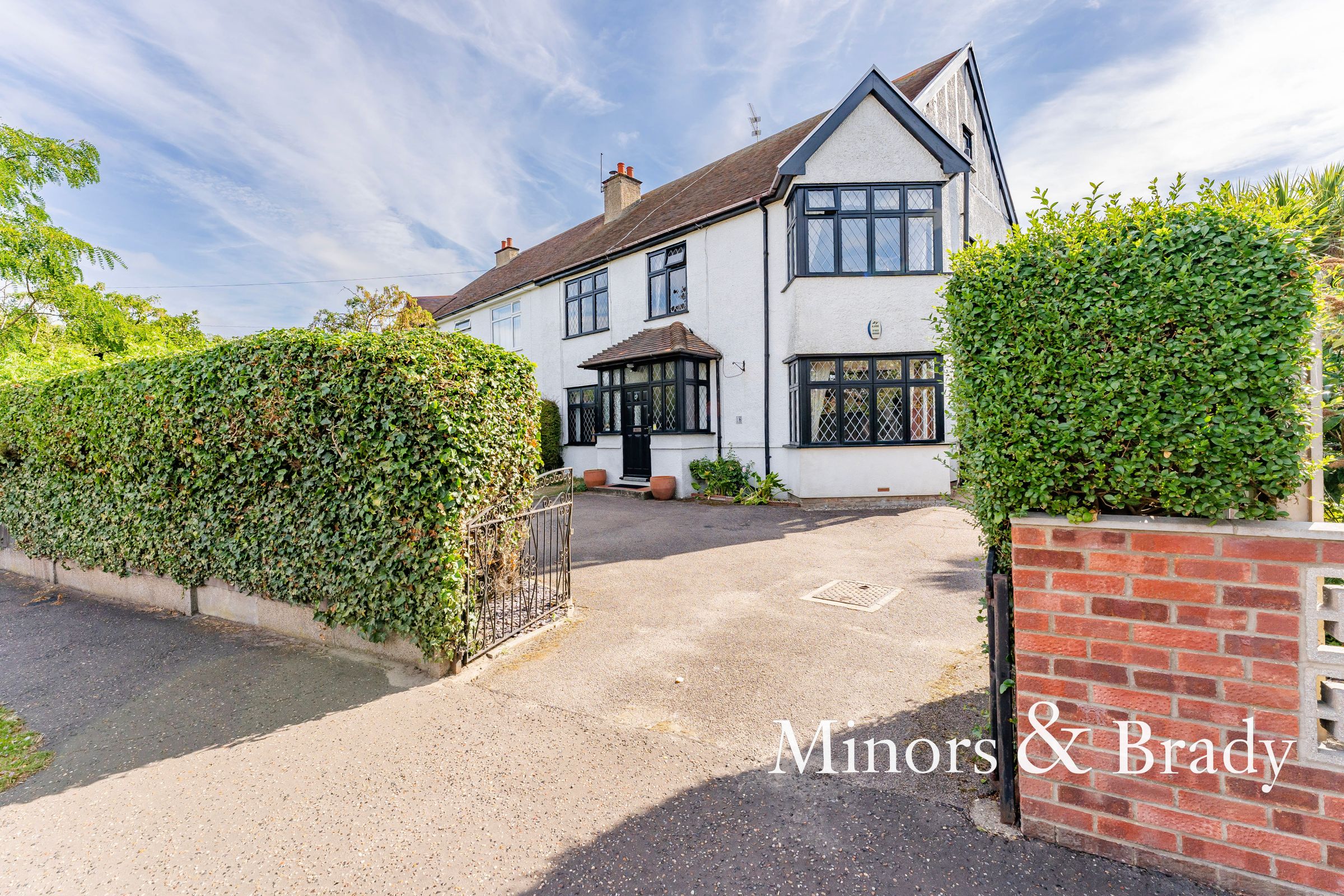 4 bed semidetached house for sale in Windsor Avenue, Great Yarmouth NR30 Zoopla