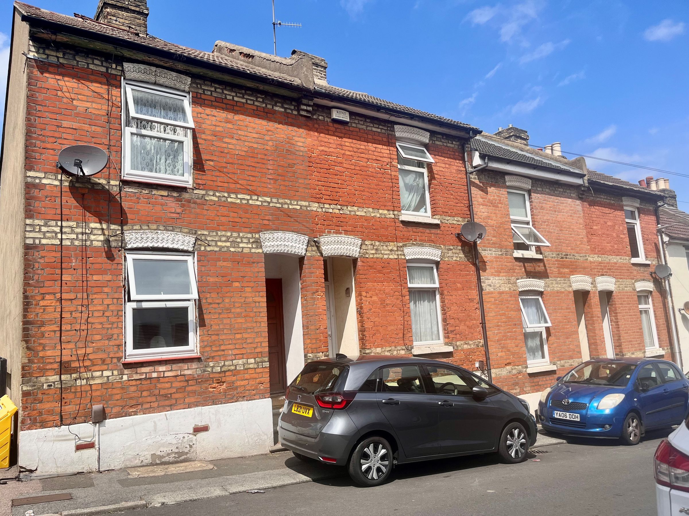2 bed end terrace house for sale in Otway Street, Gillingham ME4 Zoopla