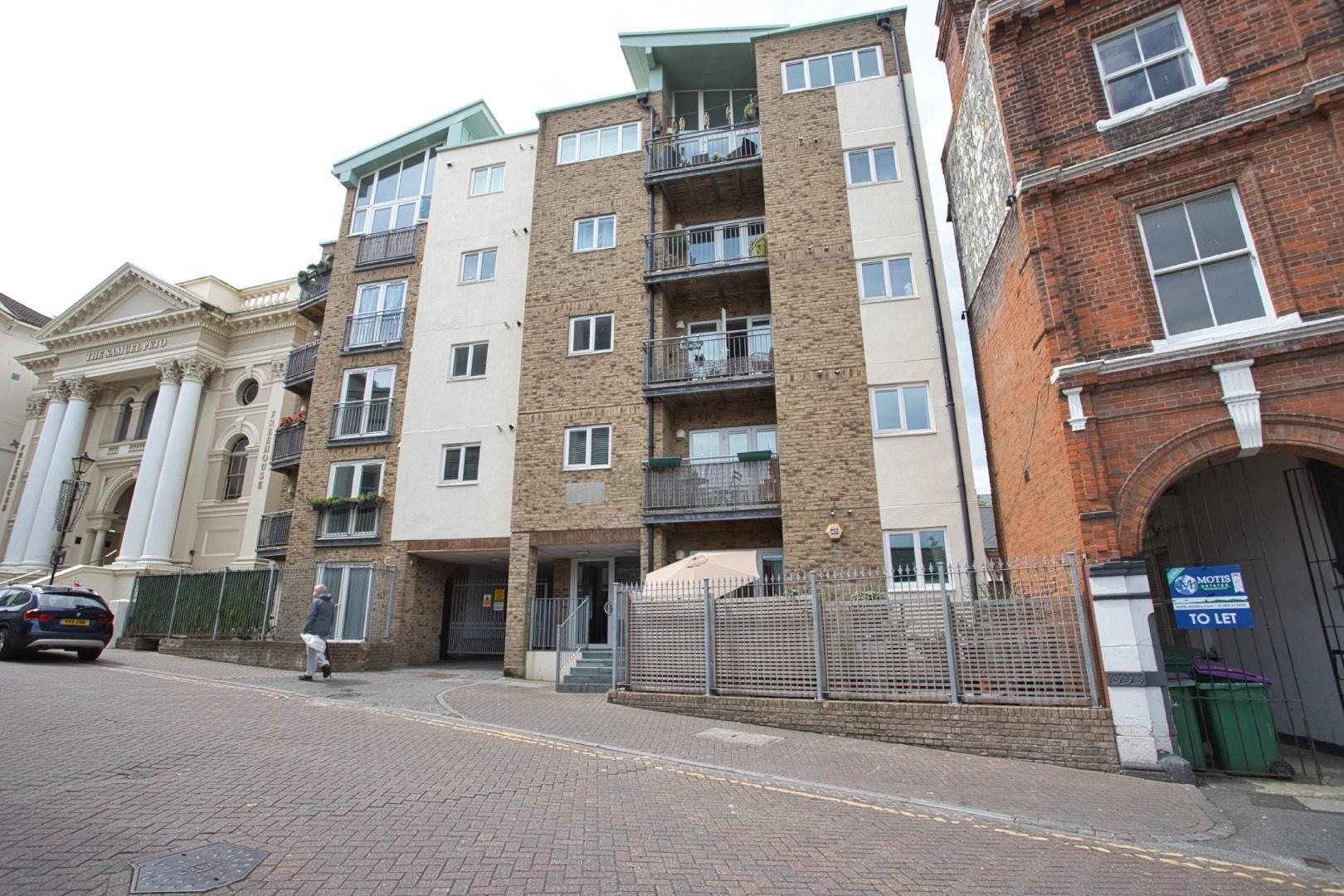 2 bed flat for sale in Rendezvous Street, Folkestone CT20 Zoopla