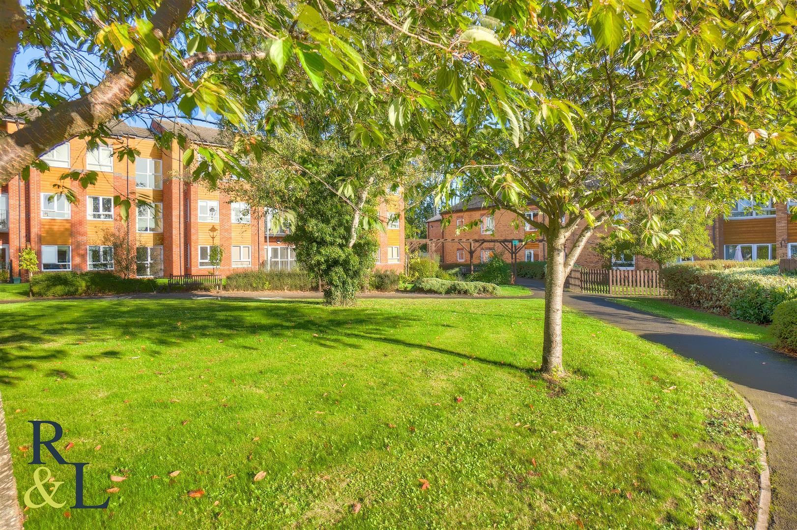 2 bed flat for sale in Hilton Grange, Hilton Crescent, West Bridgford NG2 Zoopla