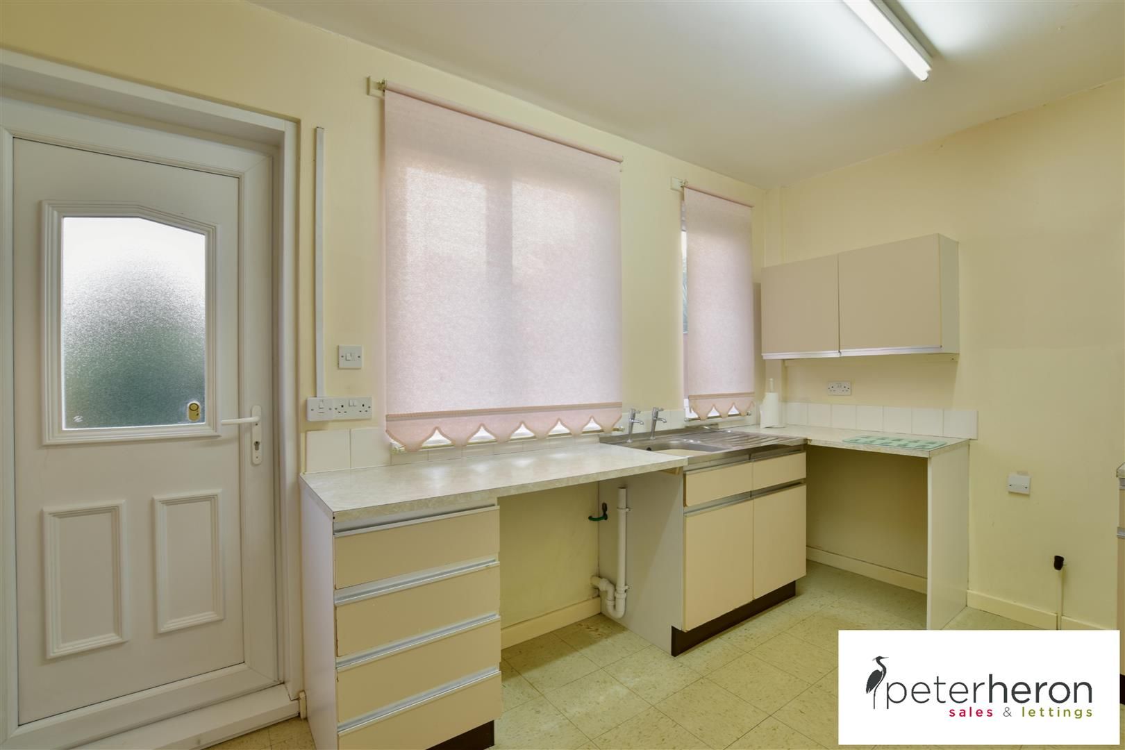 2 bed semidetached house for sale in Hexham Road, Hylton Lane Estate