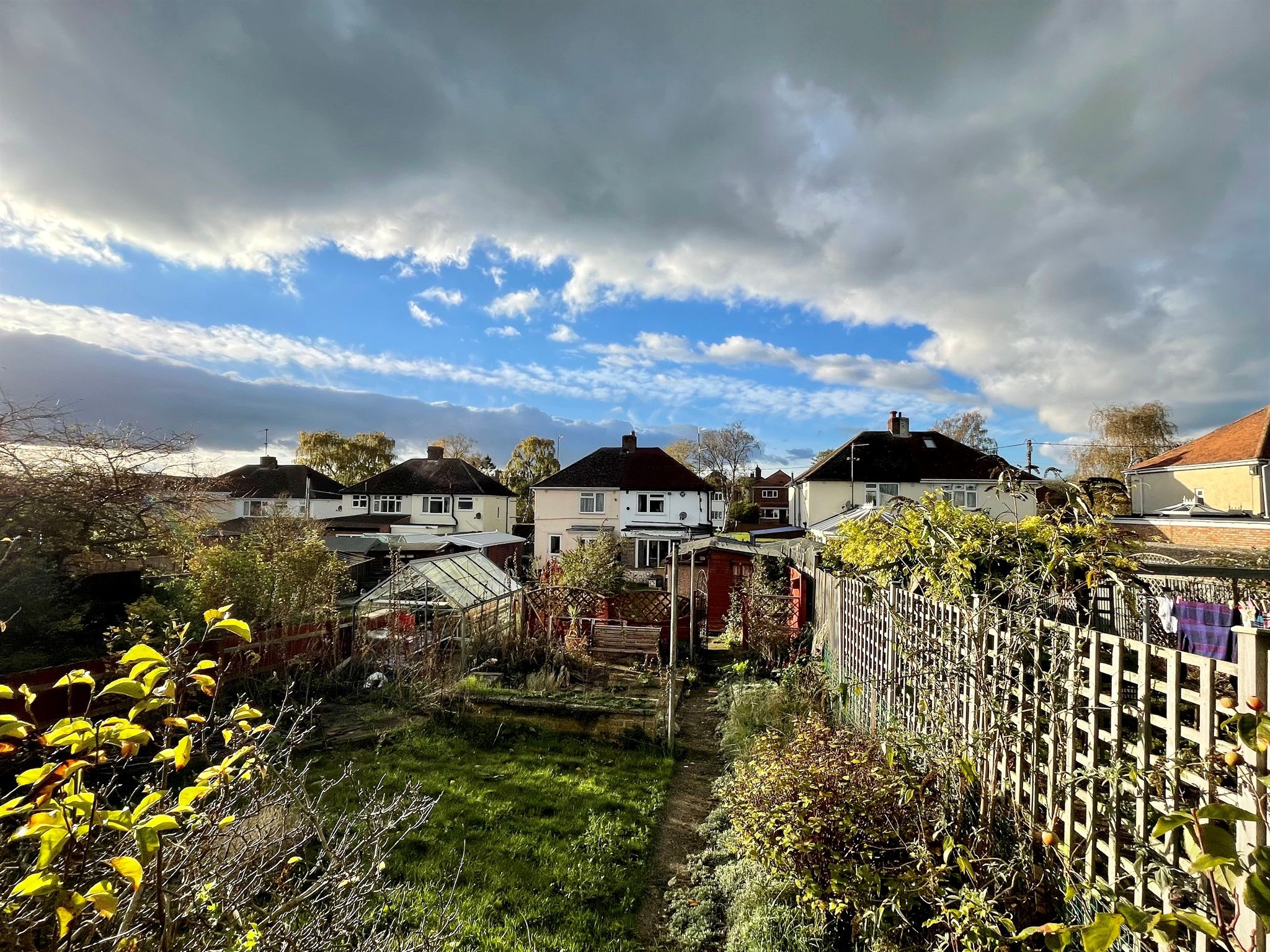 3 bed semidetached house for sale in Wolverton Road, Haversham, Milton