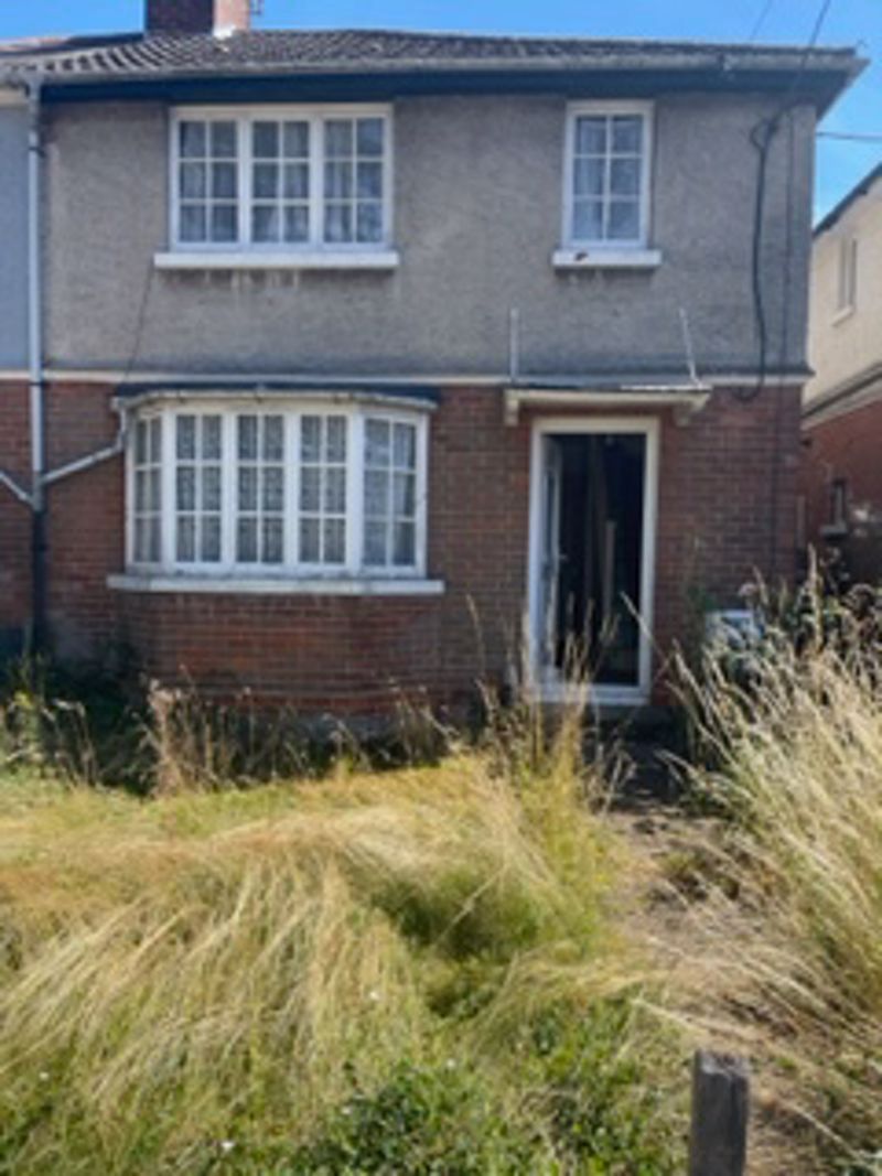 3 bed semidetached house for sale in South End Road, Andover SP10 Zoopla