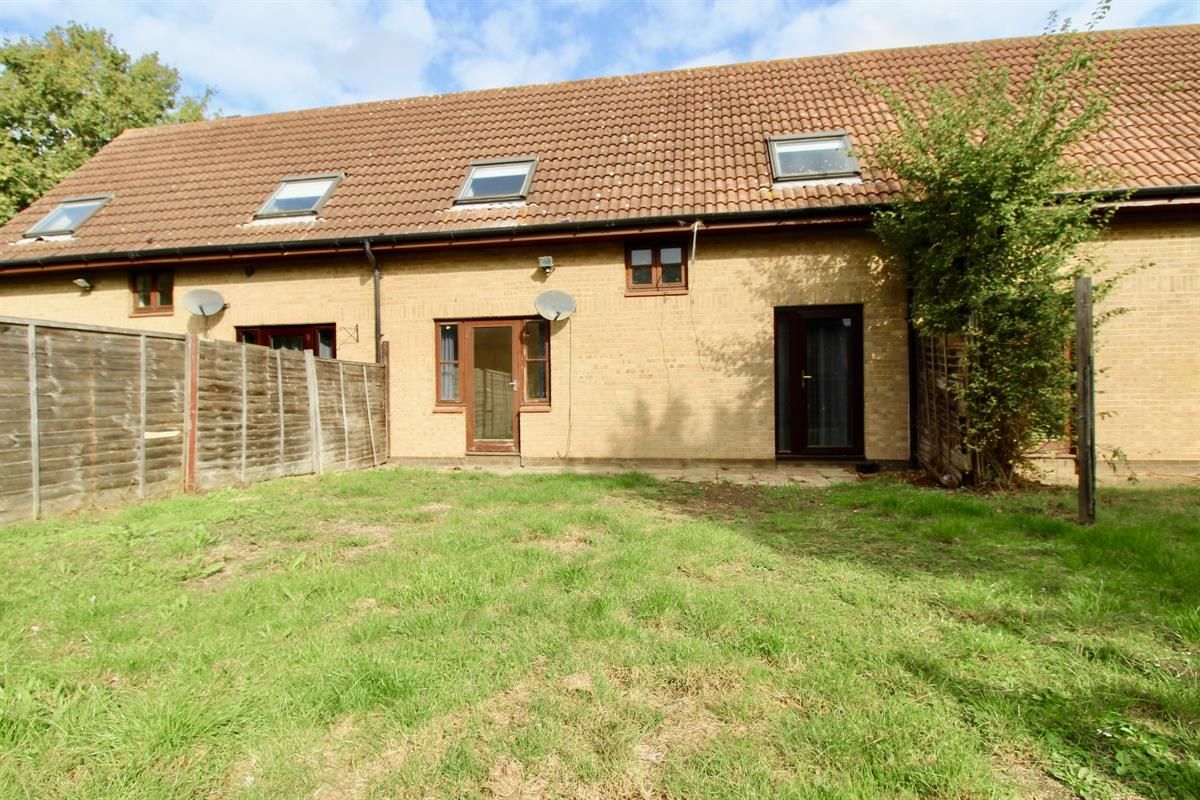 3 bed terraced house for sale in St. Michaels Gate, Parnwell