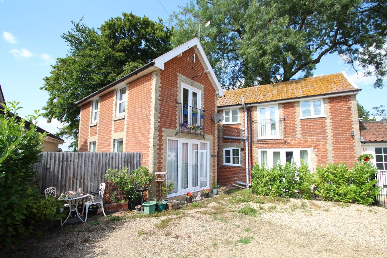 2 bed barn conversion for sale in High Road, Great Finborough, Stowmarket IP14 Zoopla