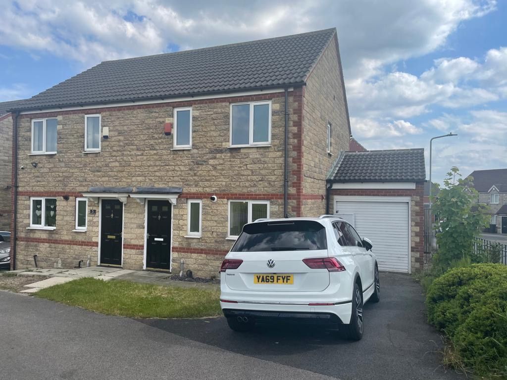 3 bed semidetached house to rent in Dewfield Close, Bradford BD4 Zoopla