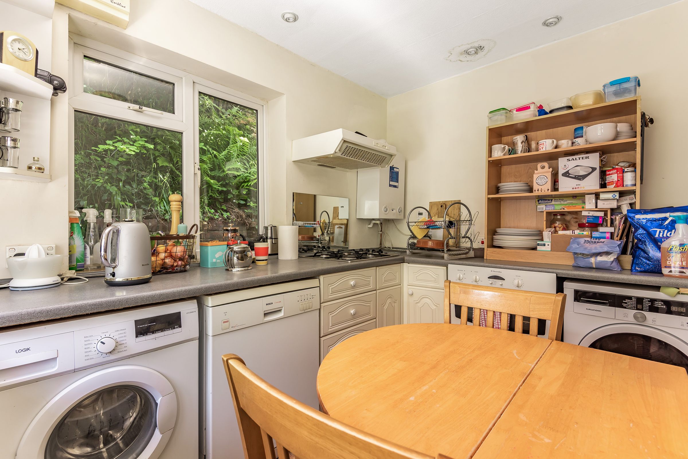 3 bed bungalow for sale in Portsmouth Road, Godalming, Surrey GU7 Zoopla