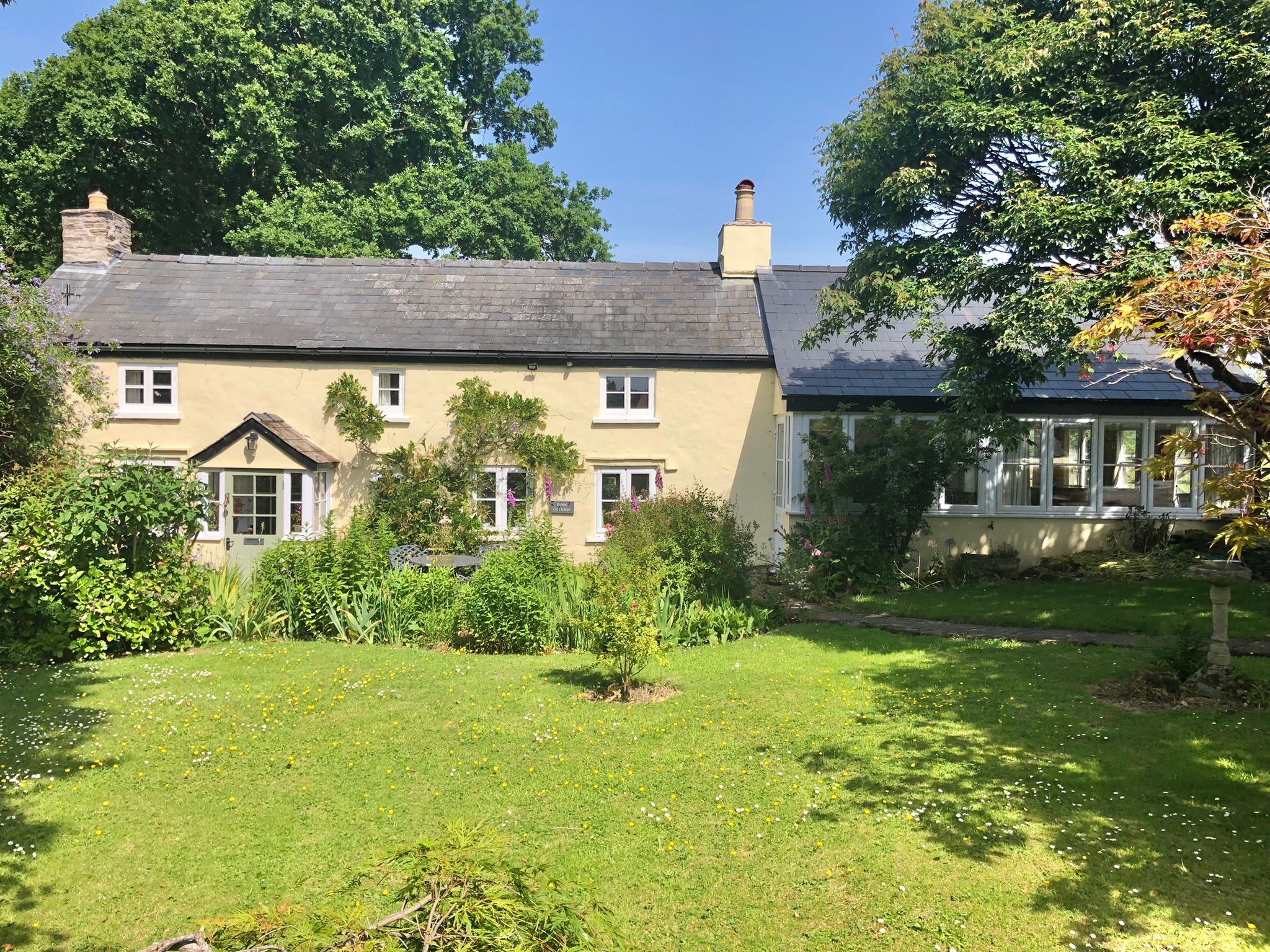 2 bed cottage for sale in Parks Road, Clifford, Hereford HR3 Zoopla