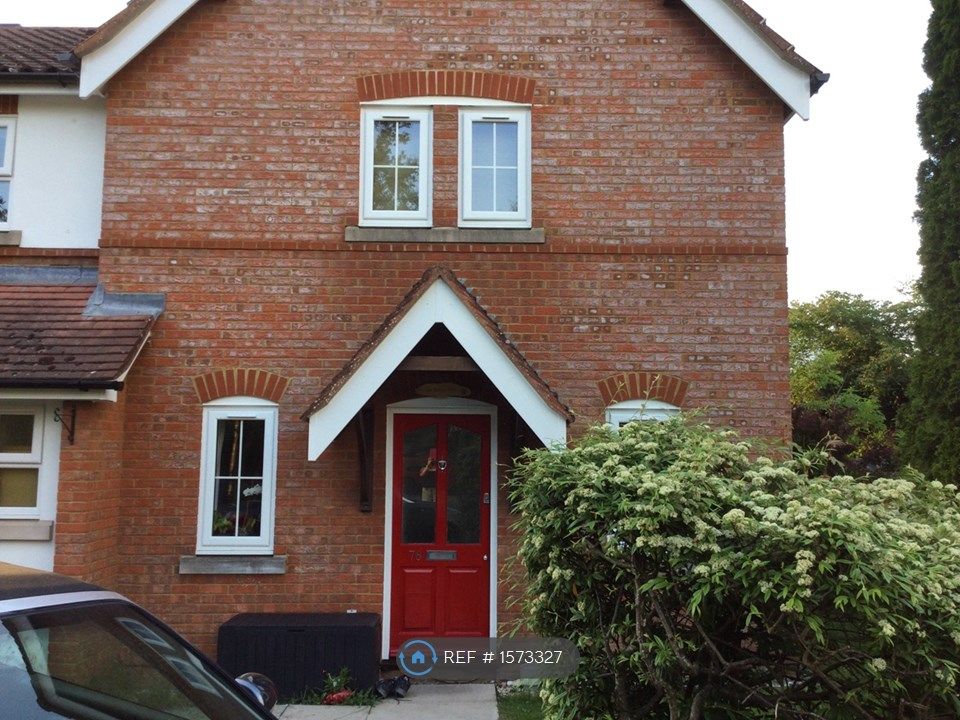 1 bed terraced house to rent in Danvers Drive, Church Crookham, Fleet