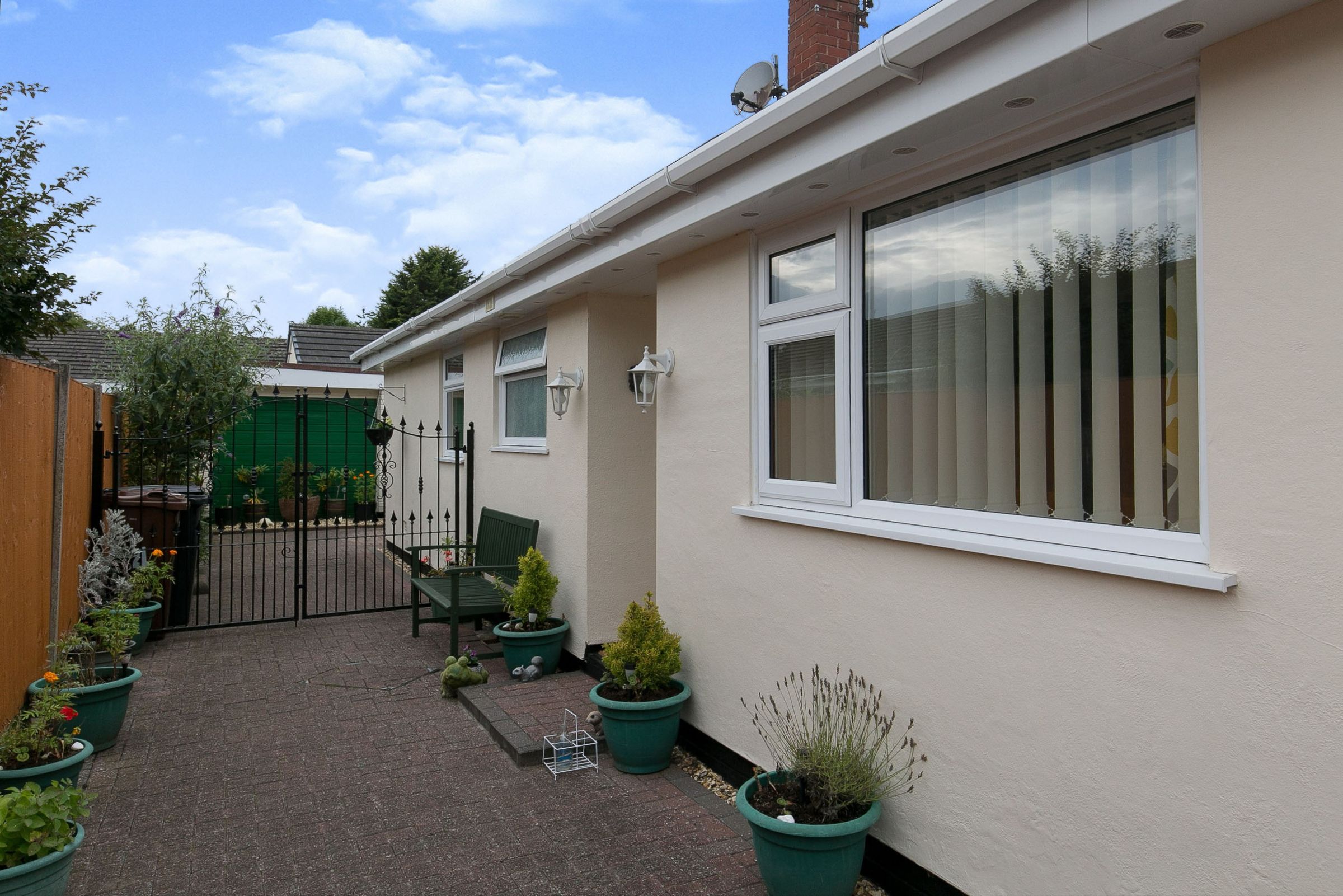 3 bed bungalow for sale in Daytona Drive, Northop Hall, Yr Wyddgrug