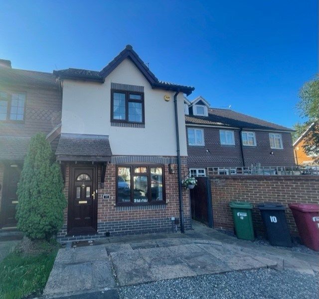 2 bed end terrace house to rent in Filey Spur, Cippenham, Slough SL1