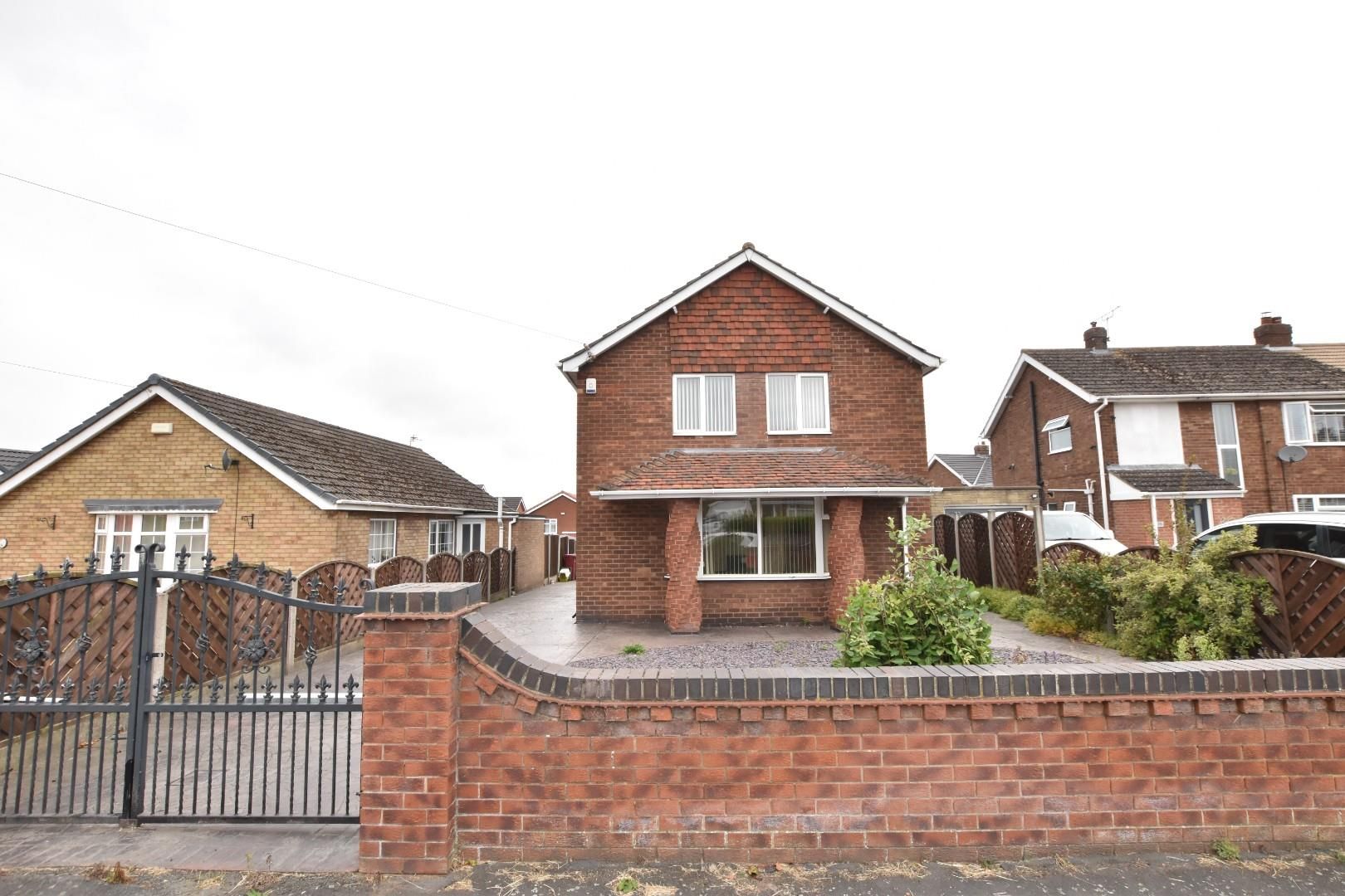 3 bed detached house for sale in High Leys Road, Scunthorpe