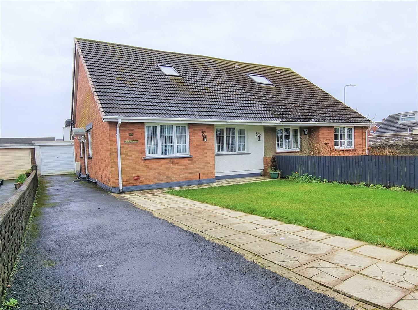 4 bed semidetached house for sale in Maes Y Gwernen Drive