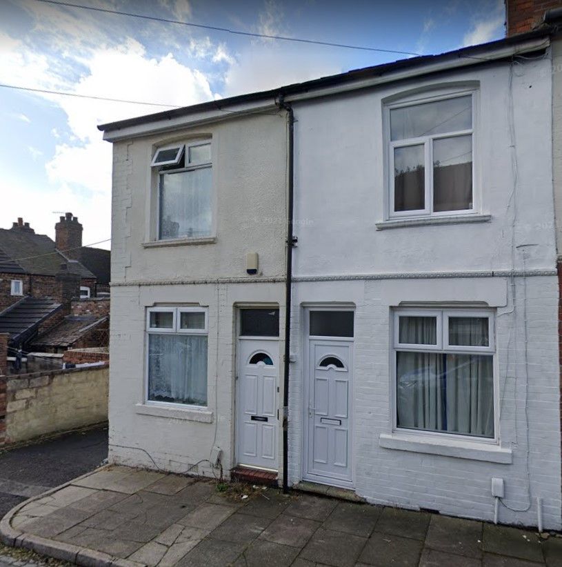 2 bed town house for sale in Davis Street, StokeOnTrent