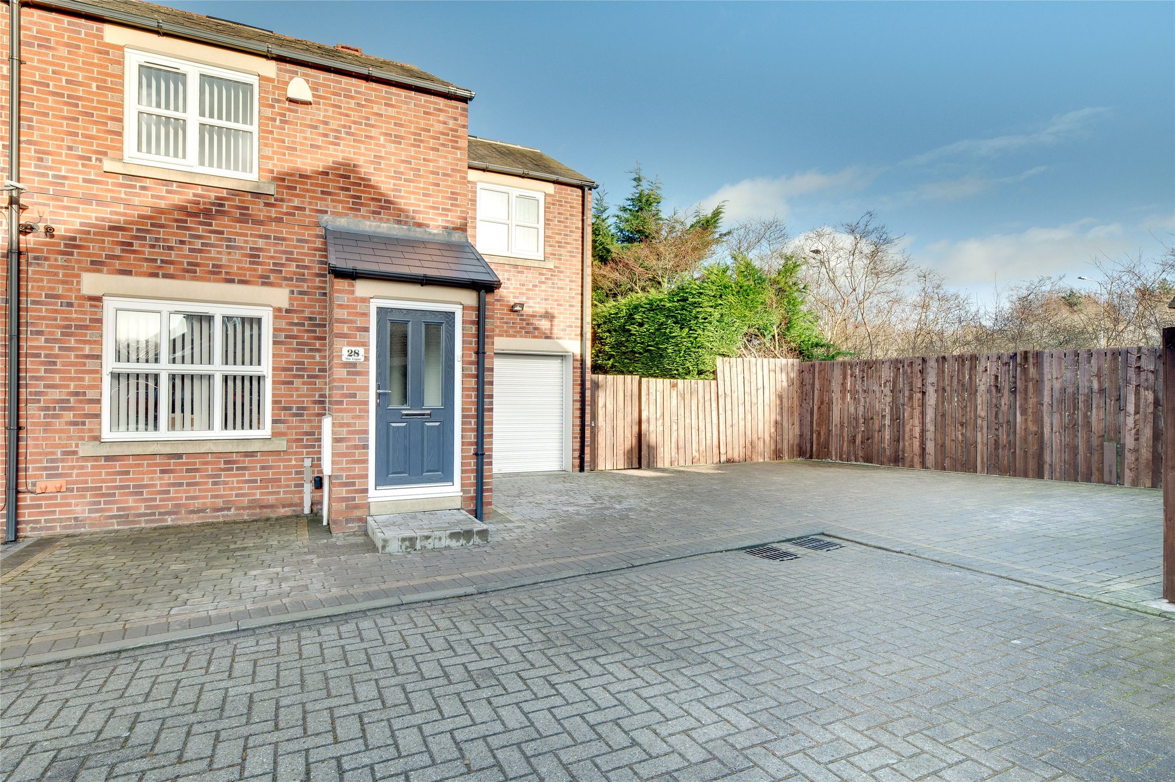 3 bed semidetached house for sale in The Copse, Blaydon On Tyne NE21 Zoopla