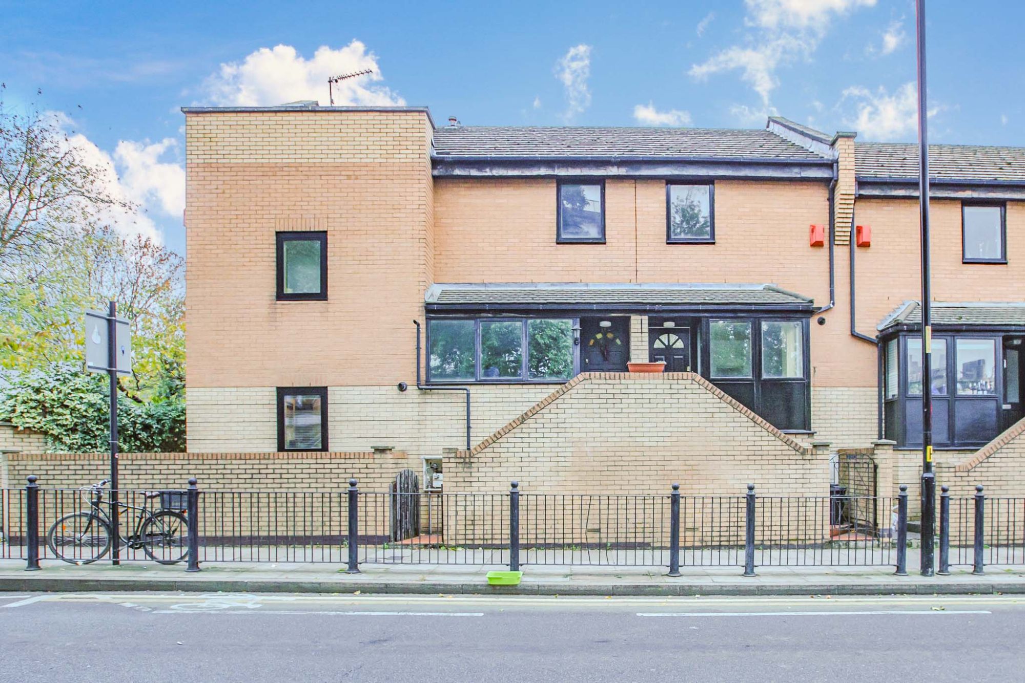 3 bed terraced house for sale in Vallance Road, London E2 Zoopla