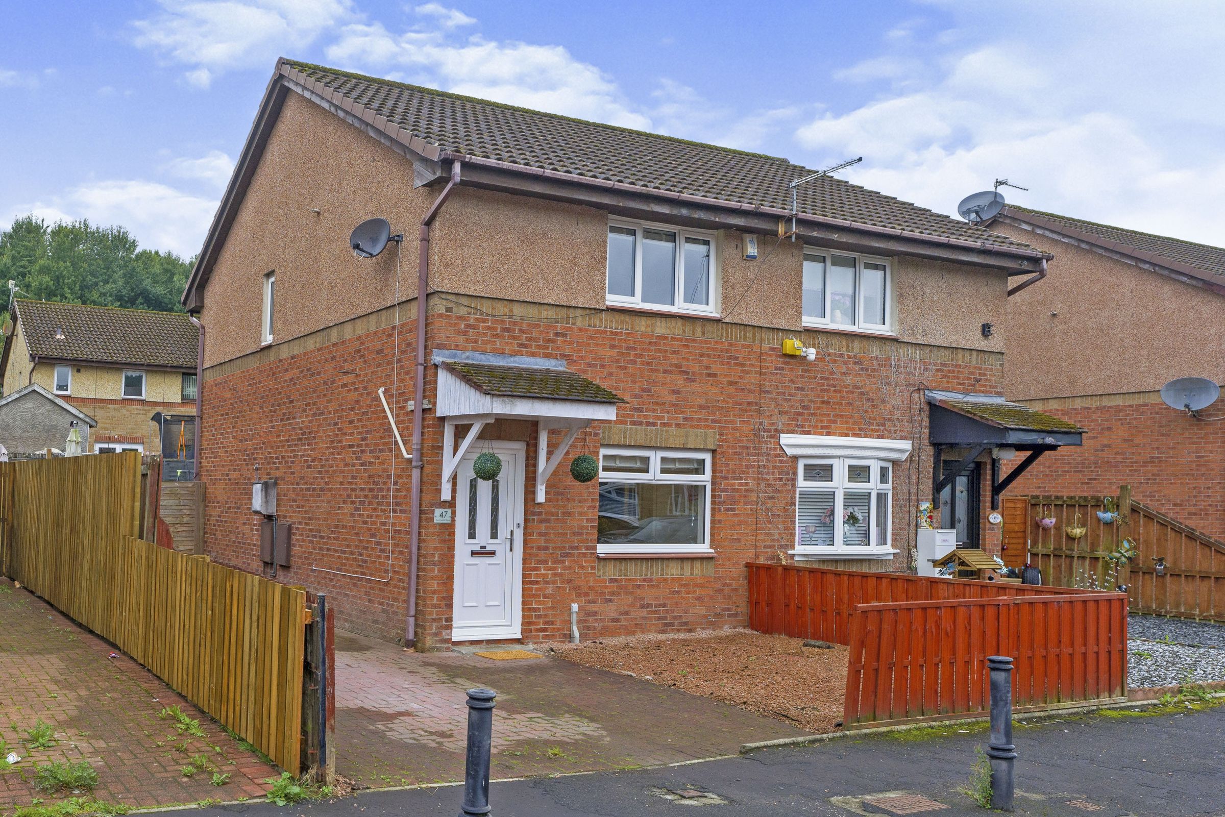 2 bed semidetached house for sale in Summerhill Drive, Glasgow G15
