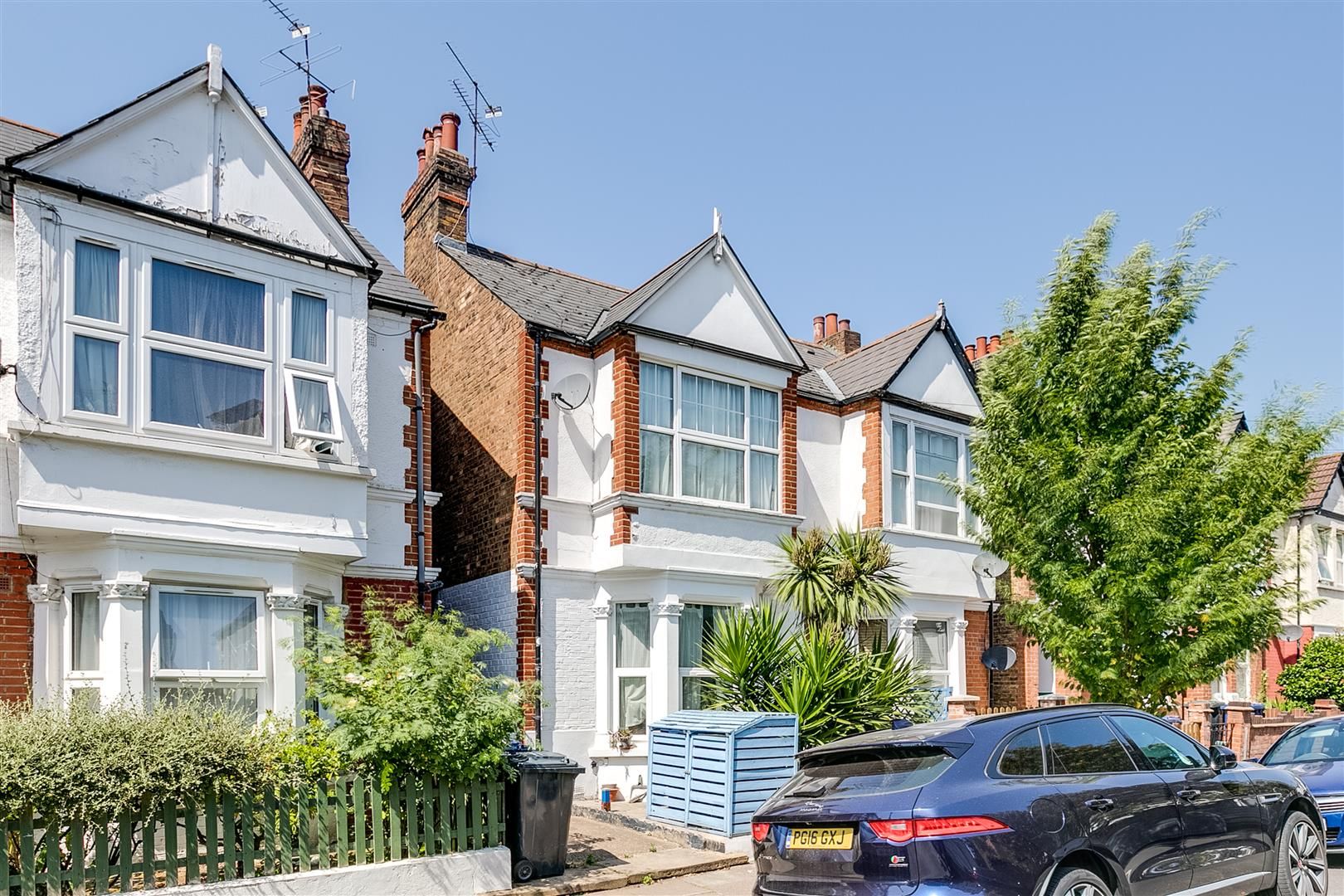 2 bed flat for sale in Florence Road, London W4 Zoopla