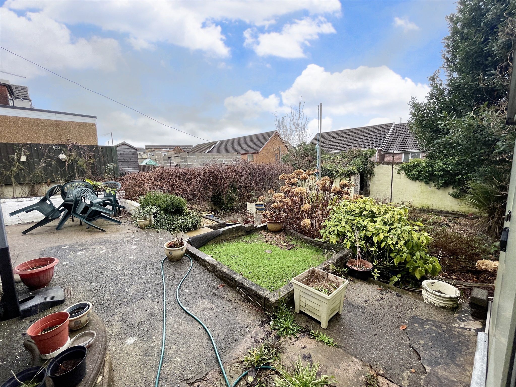 3 bed end terrace house for sale in High Street, Tonyrefail, Porth CF39