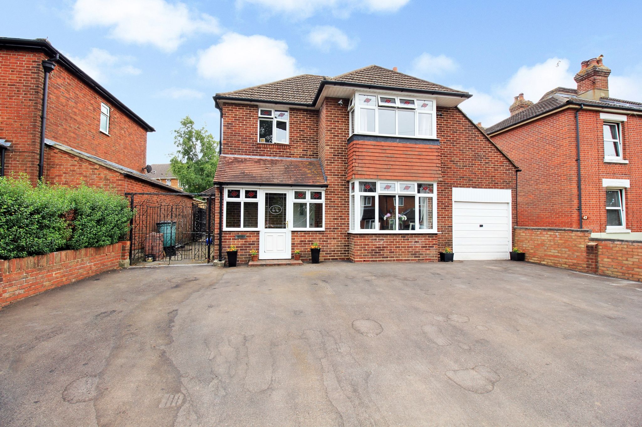 3 bed detached house for sale in Dean Road, Southampton SO18 Zoopla
