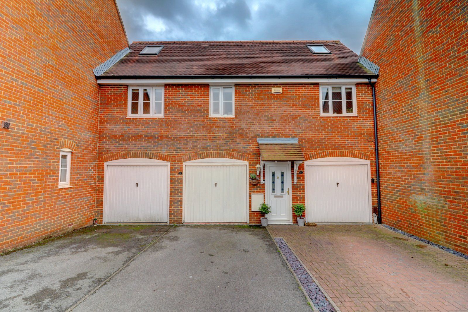 3 bed detached house for sale in West Court, Downley, High