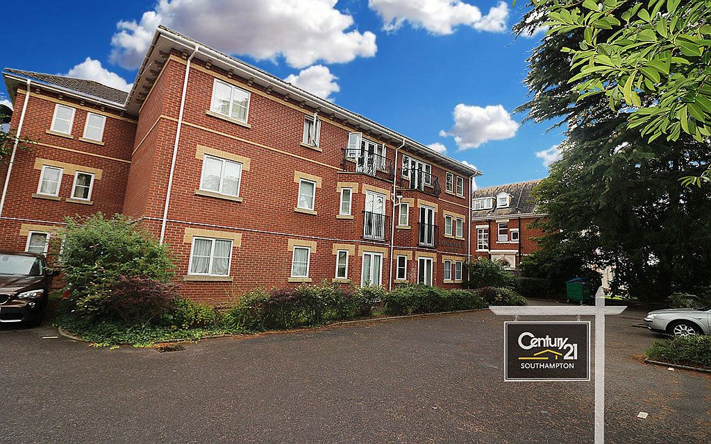 2 bed flat for sale in Ref L779416, Locksley Court, Archers Road, Southampton SO15 Zoopla