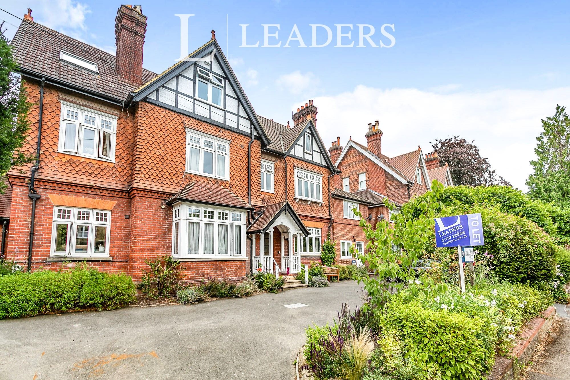 Room to rent in Somers Road, Reigate RH2 Zoopla