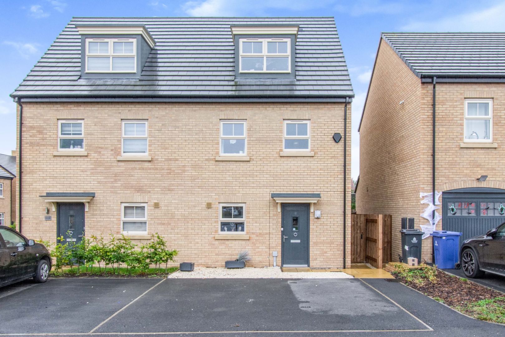 4 bed semidetached house for sale in Stretton Street, AdwickLeStreet
