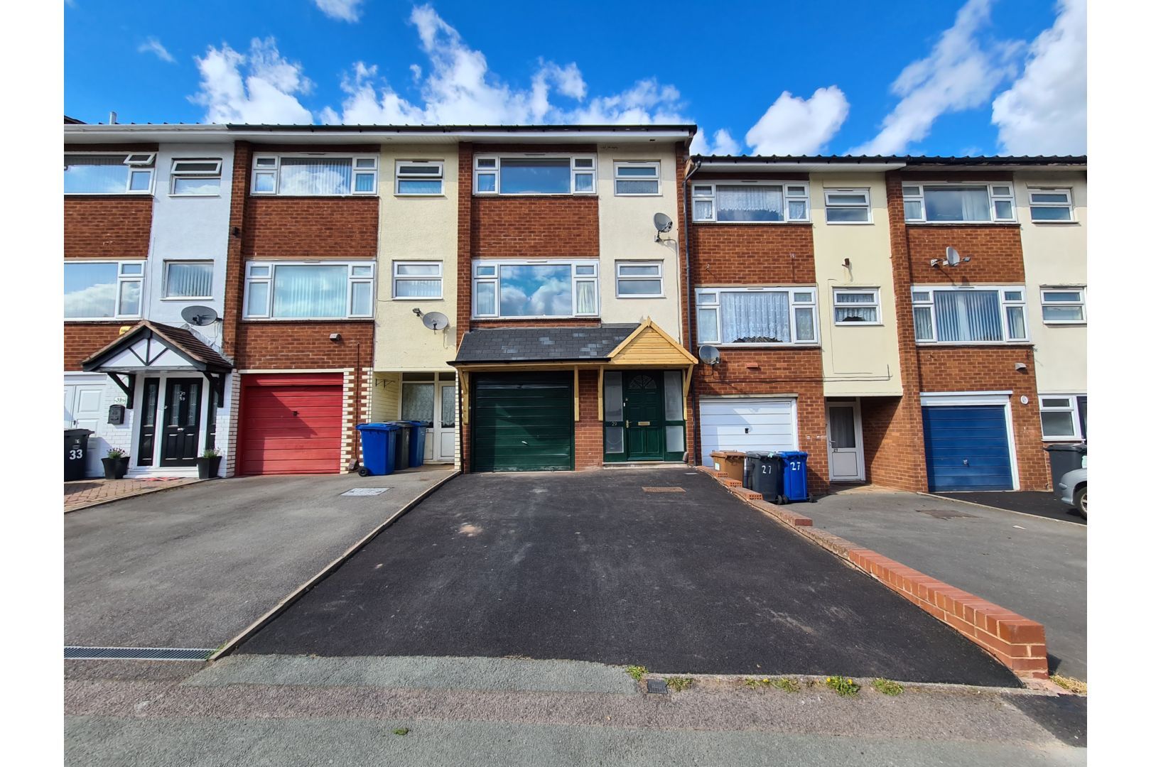 4 bed town house for sale in Valley Lane, Lichfield WS13 Zoopla