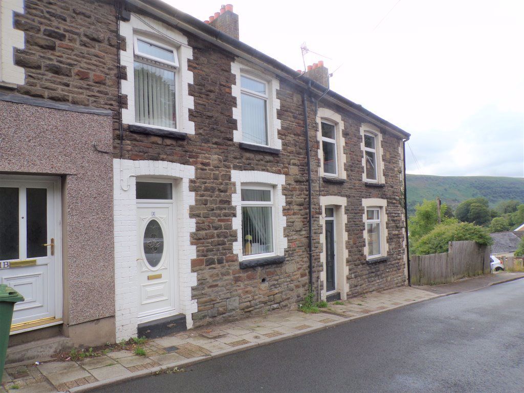 3 bed property to rent in 2 Bedwellty Road, Elliots Town, New Tredegar