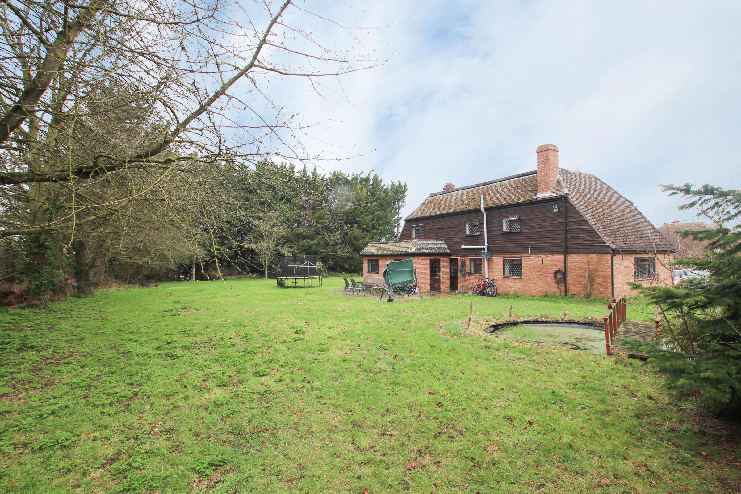 4 bed detached house for sale in South Road, Abington, Cambridge CB21