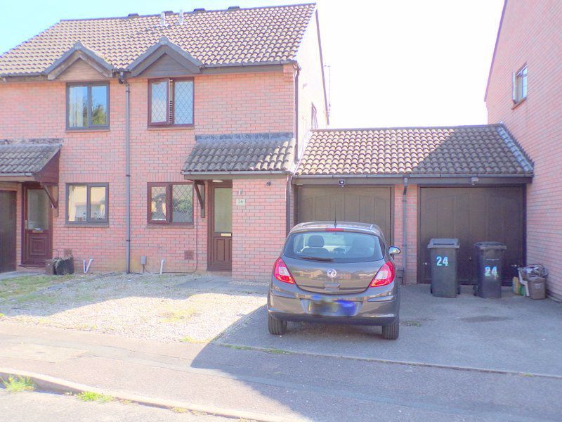 3 bed semidetached house for sale in Cucklington Gardens, Bournemouth