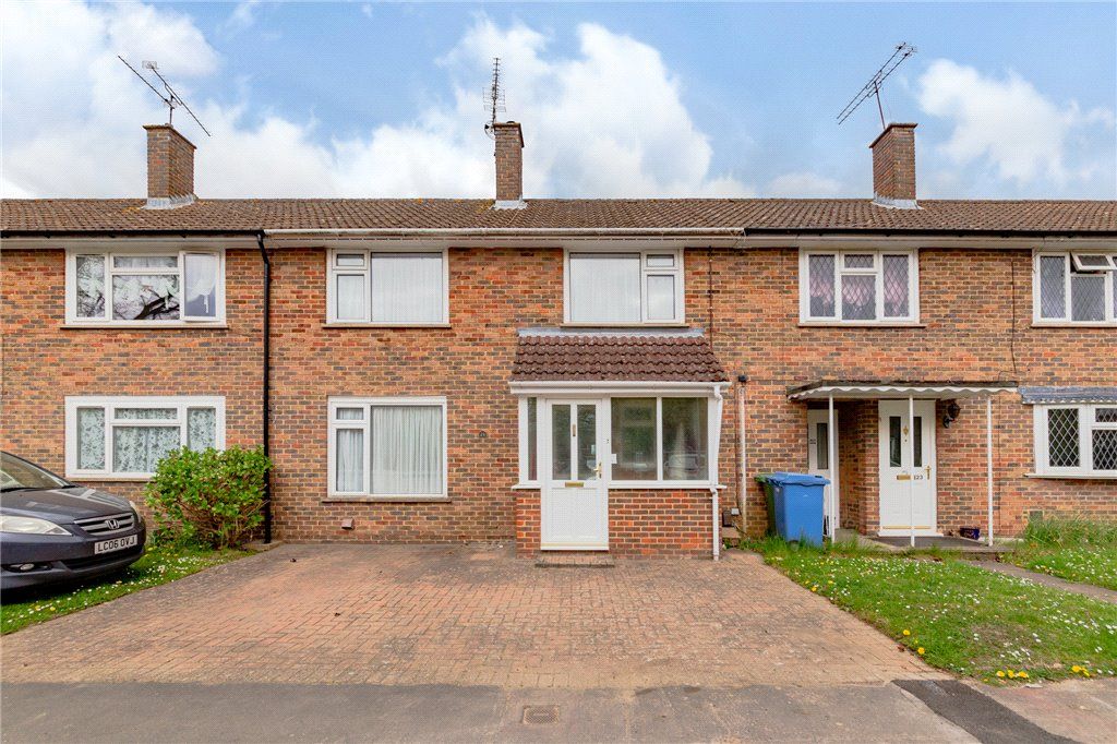 3 bed terraced house for sale in Redvers Road, Bracknell, Berkshire