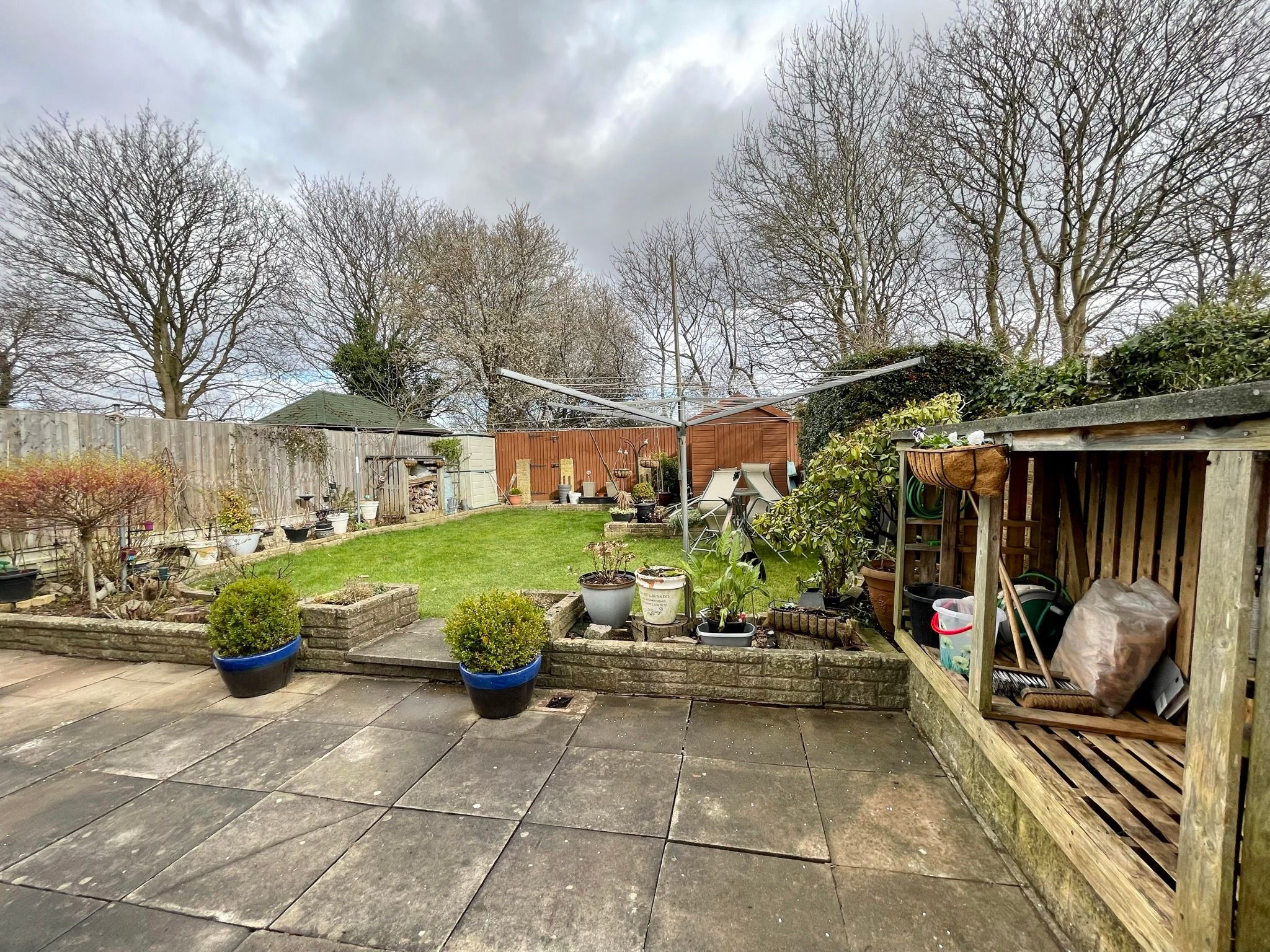 4 bed semidetached house for sale in Thurcaston Road, Mowmacre Hill