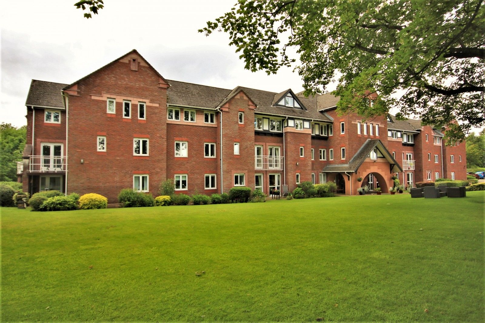 Queen Anne Court, Macclesfield Road, Wilmslow SK9