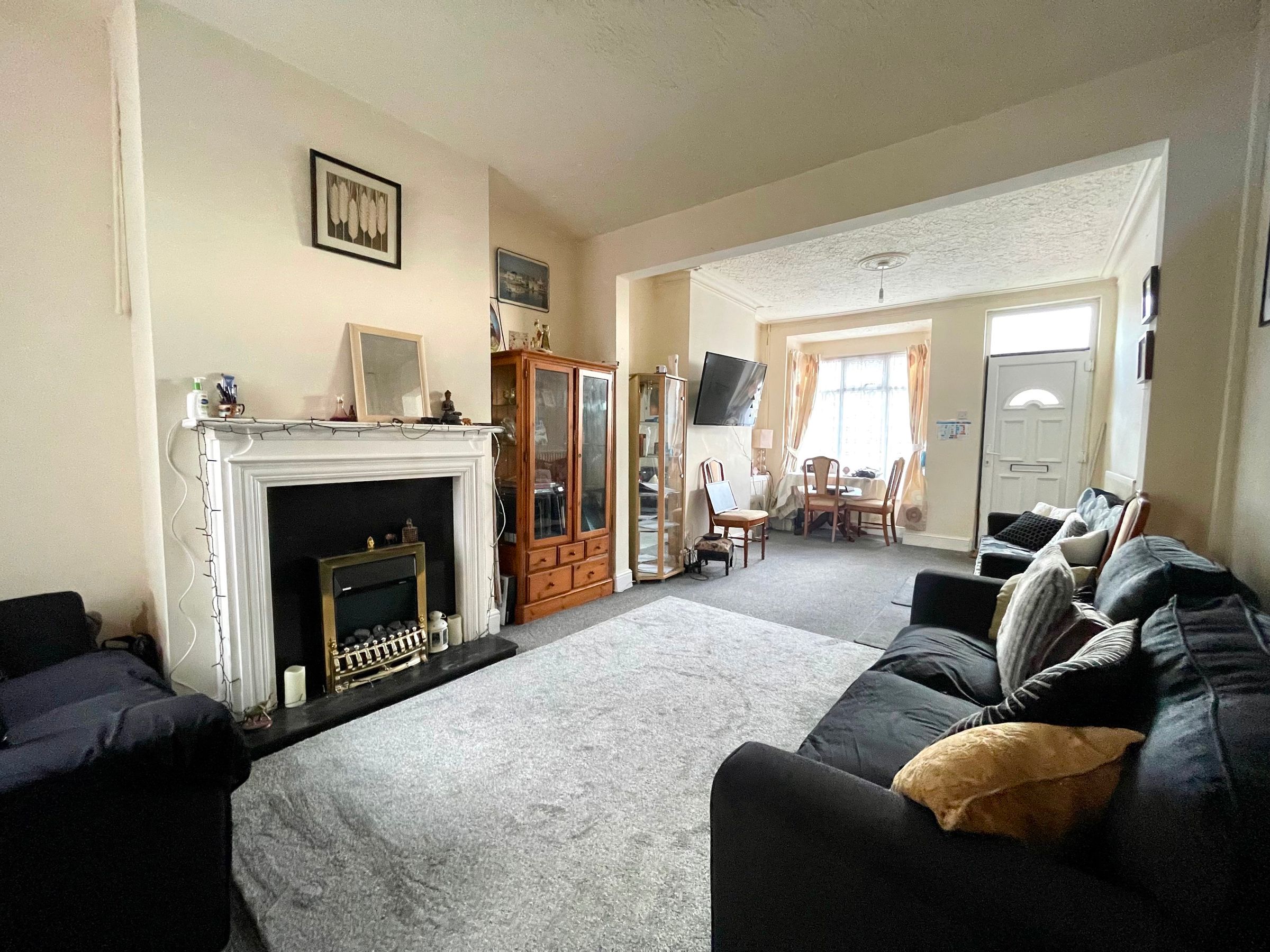 2 bed terraced house for sale in Rough Hay Road, Darlaston, Wednesbury