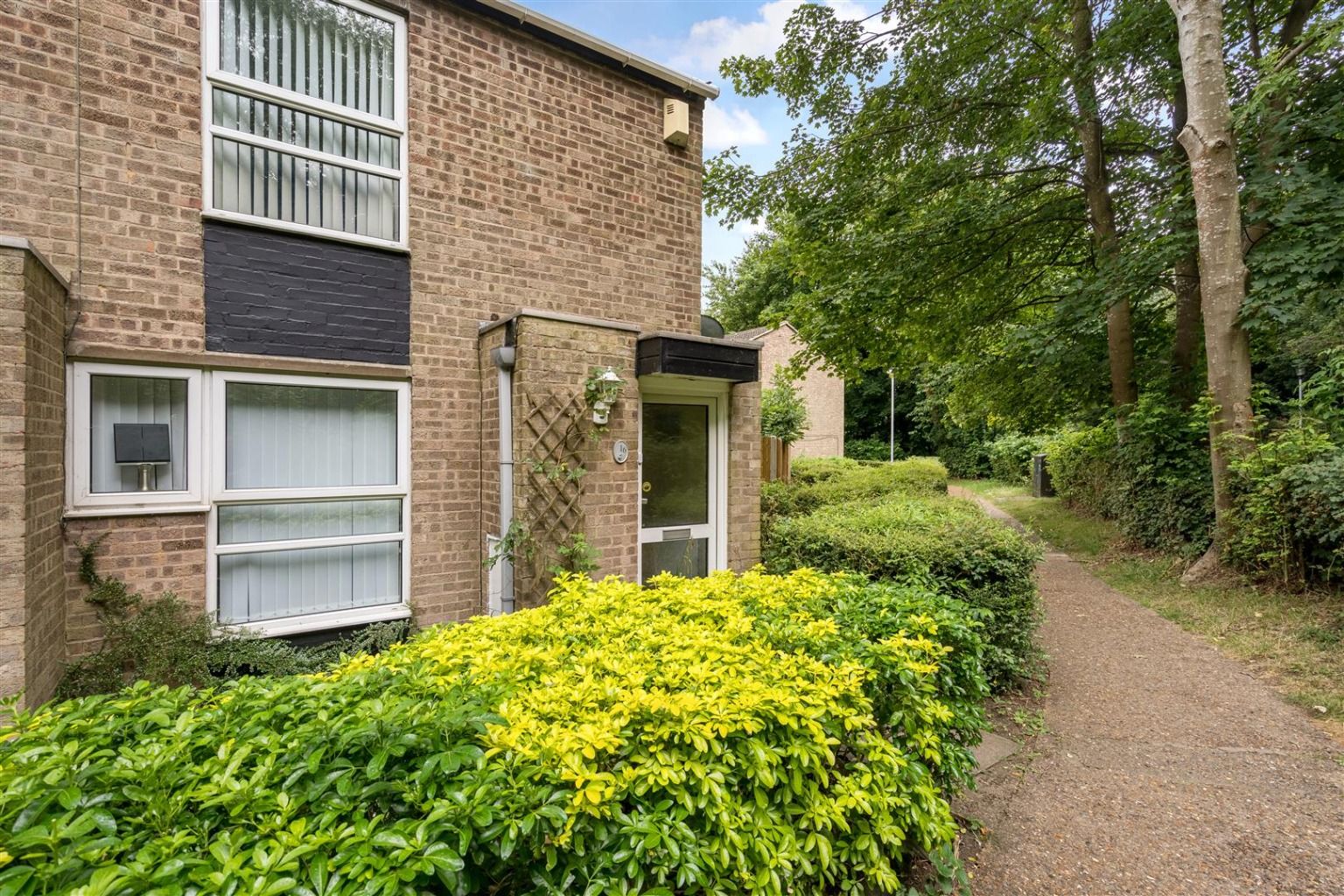 2 bed end terrace house for sale in Penenden, New Ash Green, Longfield