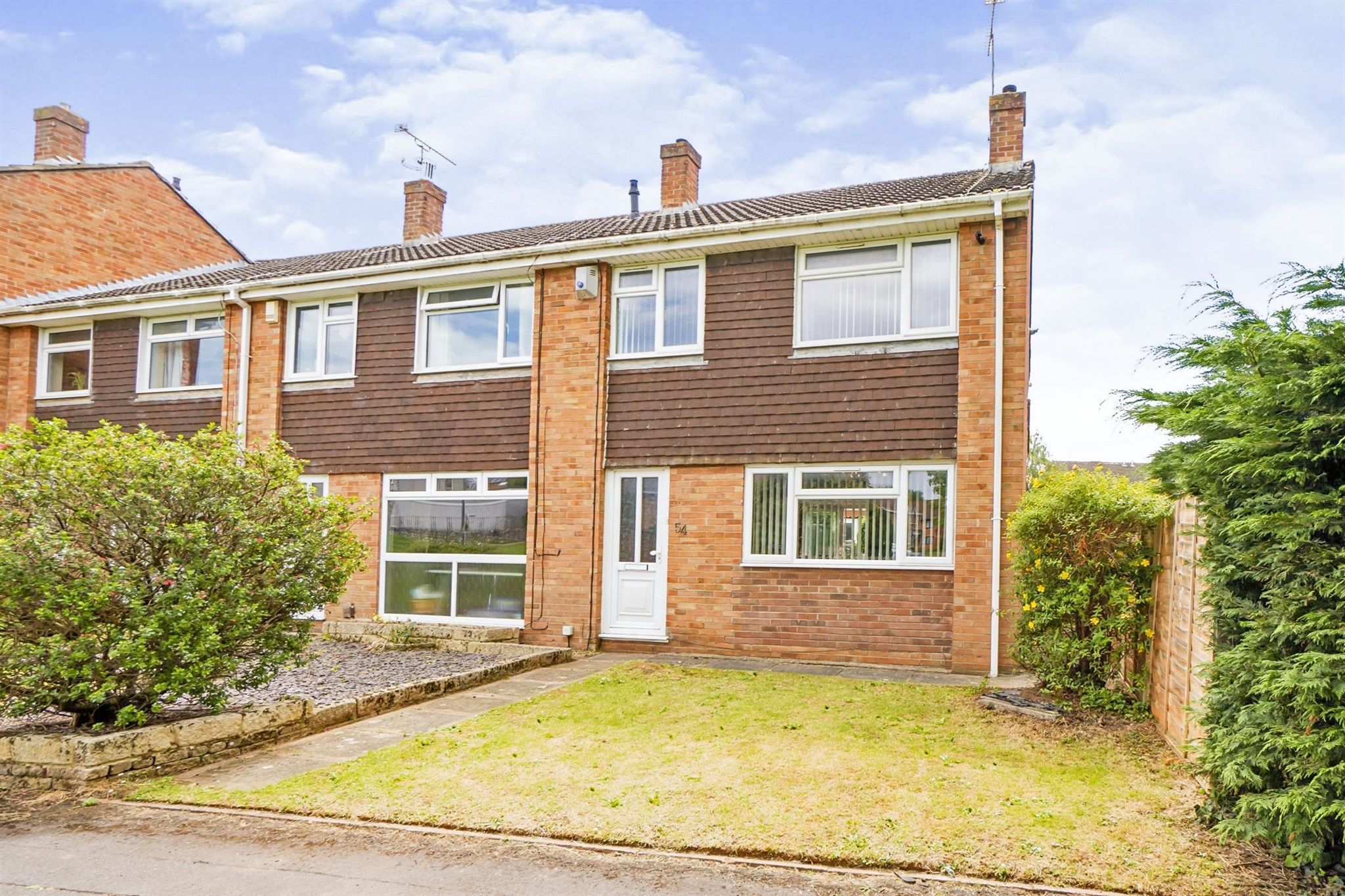 3 bed end terrace house for sale in Quantock Close, Warmley, Bristol