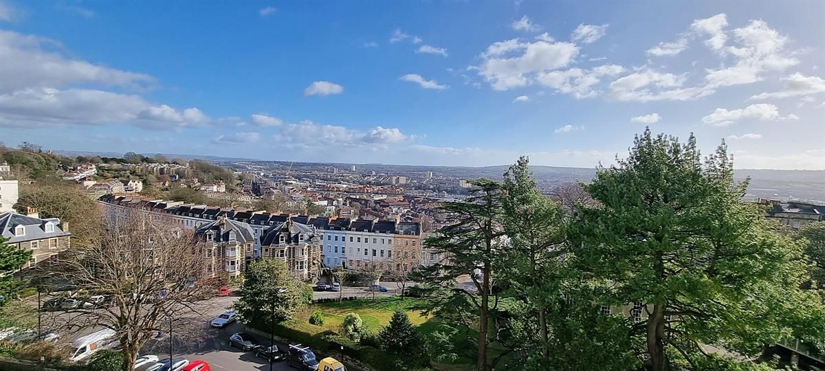 1 bed flat for sale in Royal York Crescent, Clifton, Bristol BS8 Zoopla