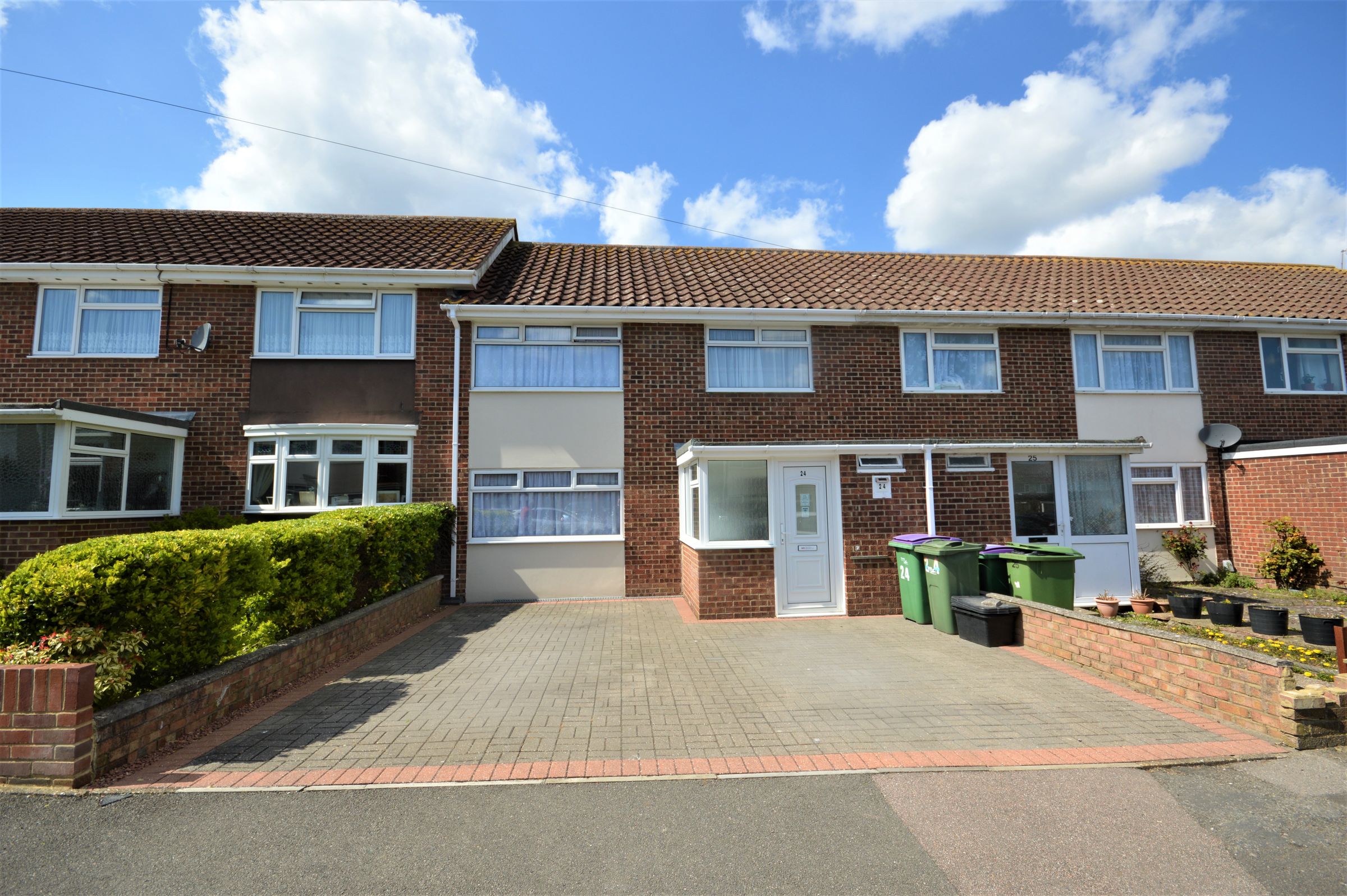3 bed terraced house for sale in Appledore Crescent, Cheriton