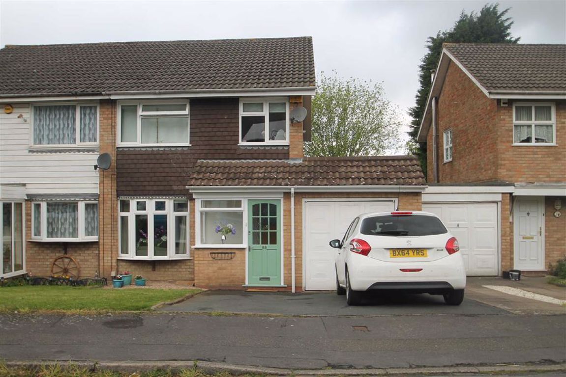 3 bed semidetached house for sale in Seymour Road, Stourbridge, West