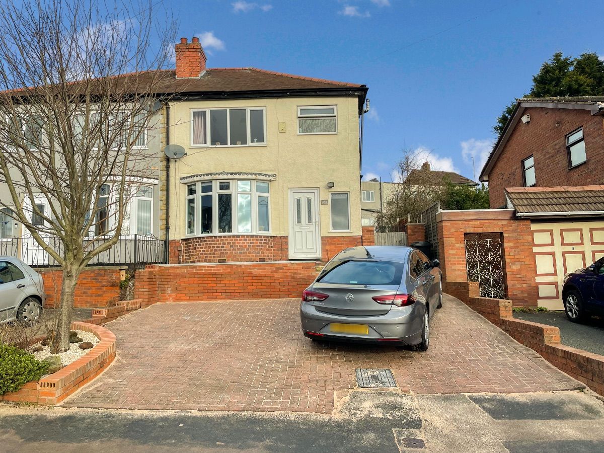 3 bed semidetached house for sale in Delph Road, Brierley Hill DY5