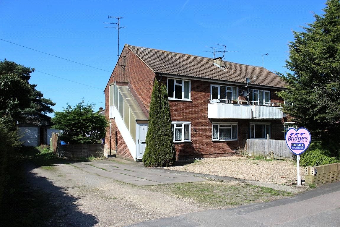 2 bed for sale in West Heath Road, Farnborough, Hampshire