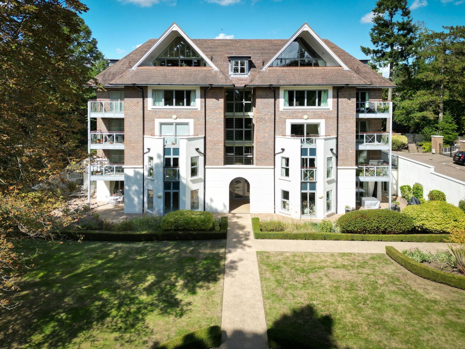 2 bed flat for sale in Kincraig Drive, Sevenoaks TN13 Zoopla