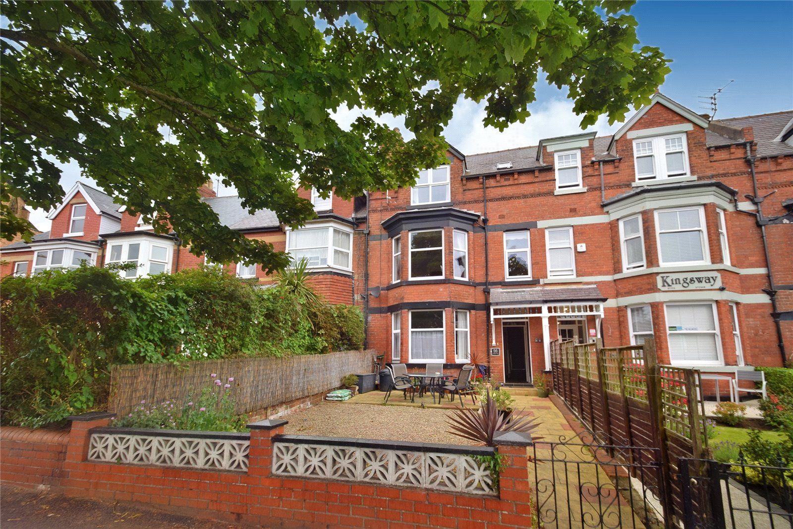 6 bed terraced house for sale in Columbus Ravine, Scarborough, North