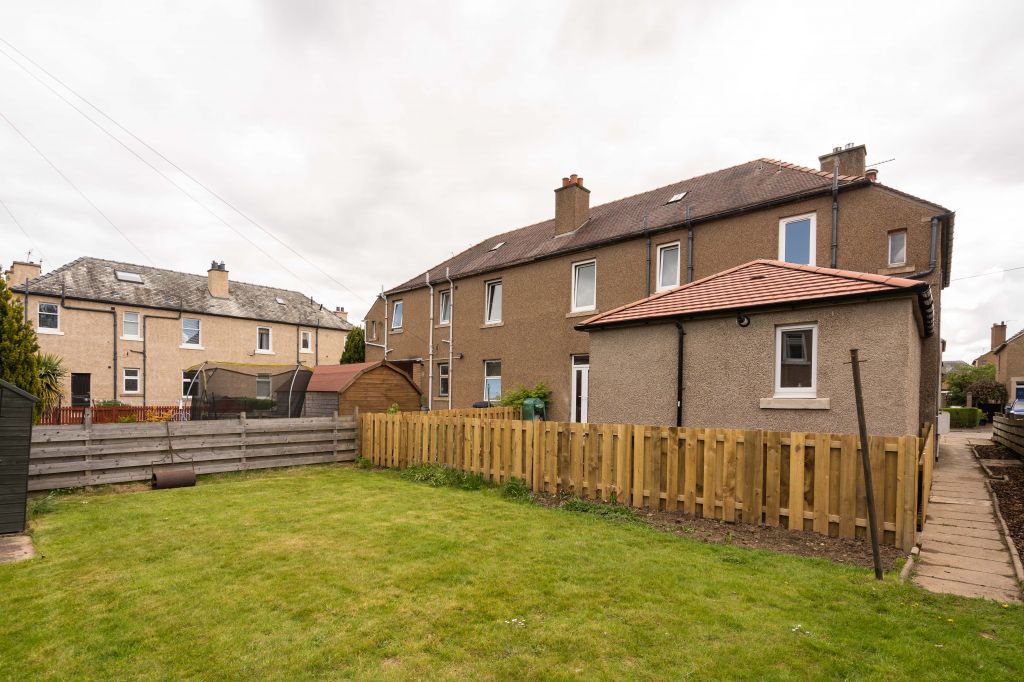 14 Glendevon Gardens, Edinburgh EH12