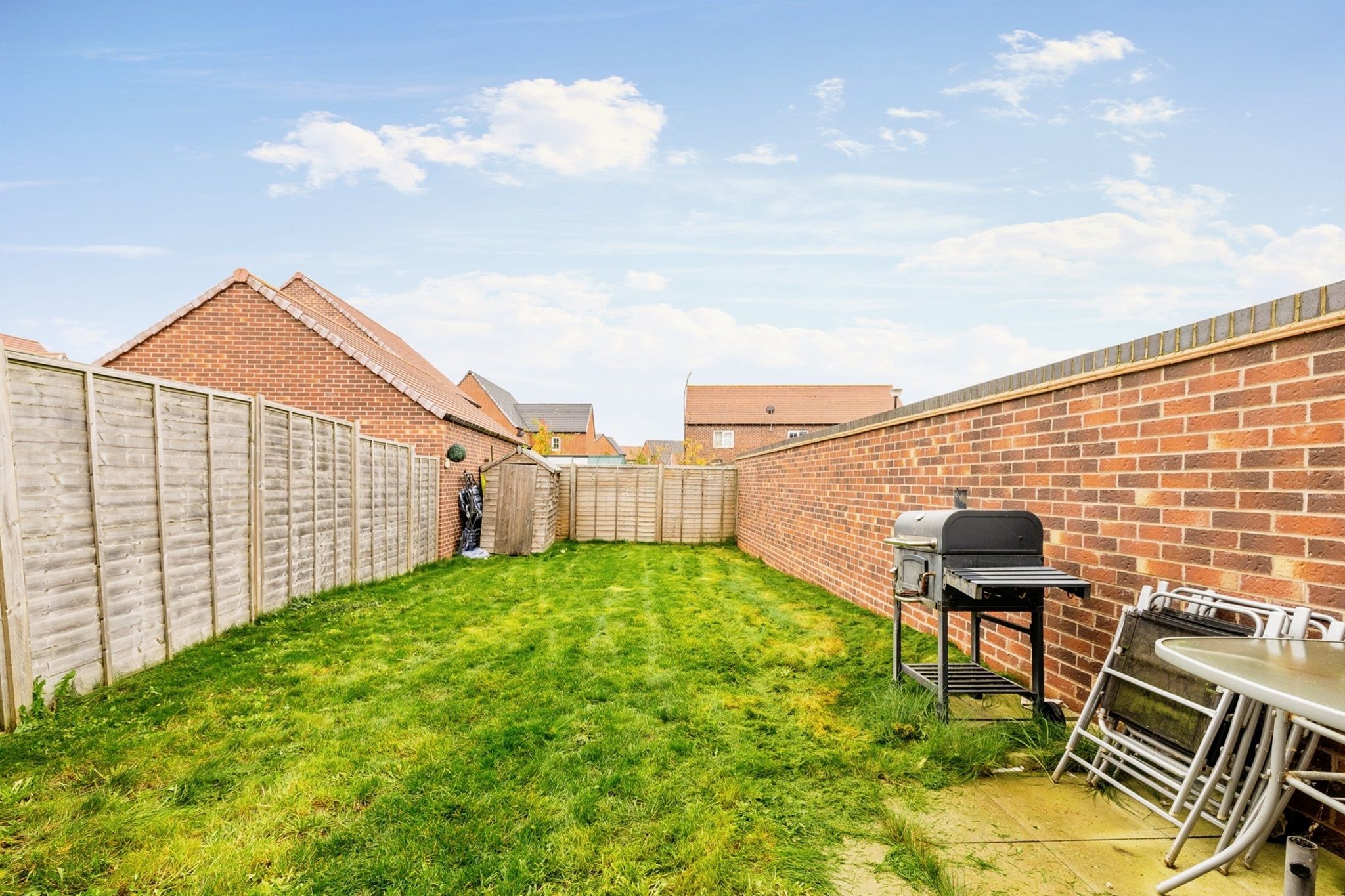 3 bed semidetached house for sale in Yarrow Road, Bodicote, Banbury