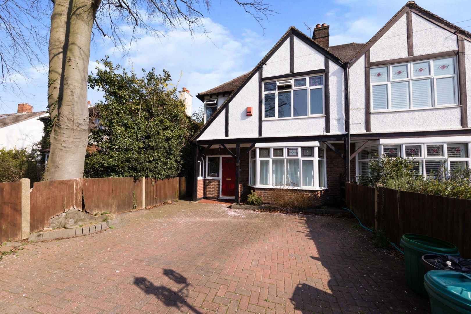 4 bed semidetached house for sale in Grosvenor Road, West Wickham BR4