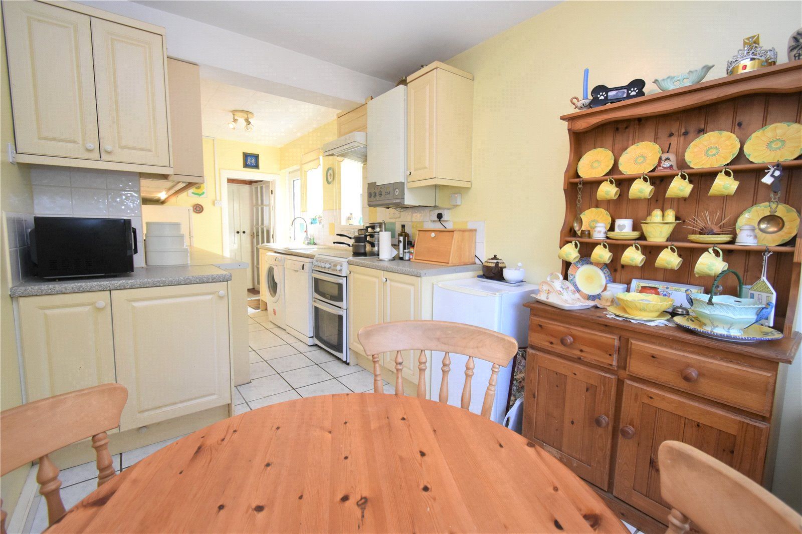 3 bed semidetached house for sale in Clifton Road, Newbury, Berkshire