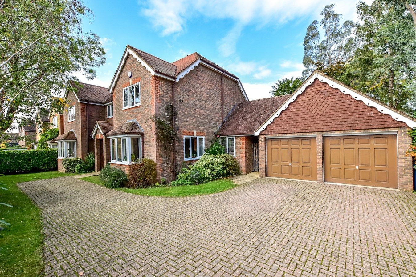 5 bed detached house for sale in Misbourne Avenue, Chalfont St Peter